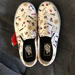 Women’s VANS make up edition